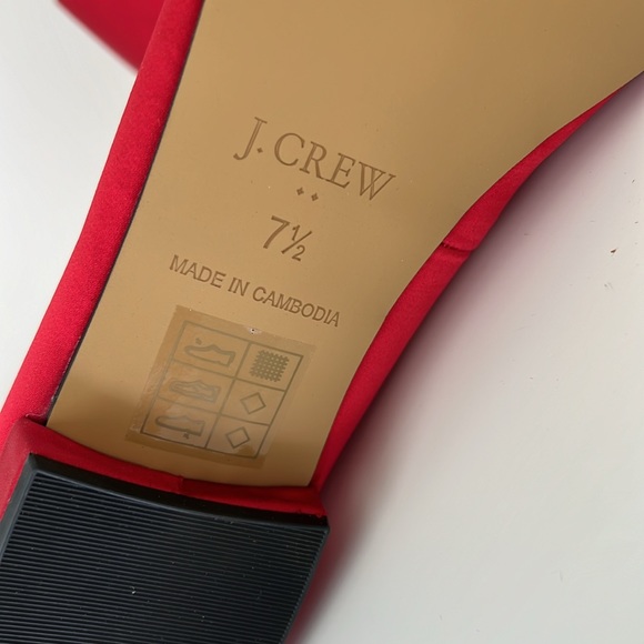 J Crew Pointy Toe Crystal Buckle Holiday Deep Ruby Red Flats Shoe Size 7 1/2 - Picture 2 of 5